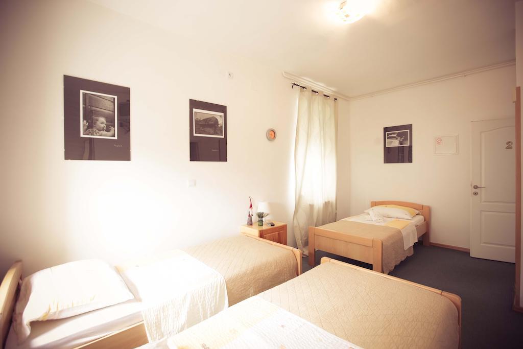 Rooms Medved Samobor Exterior photo